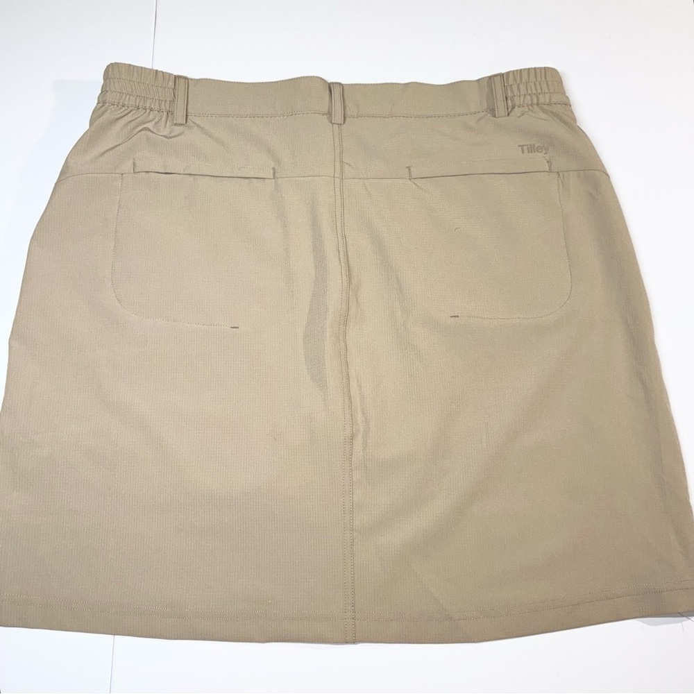 Tilley Women's Trek Ripstop Skirt Large Tan Khaki NWOT comfort Hiking - Picture 9 of 13
